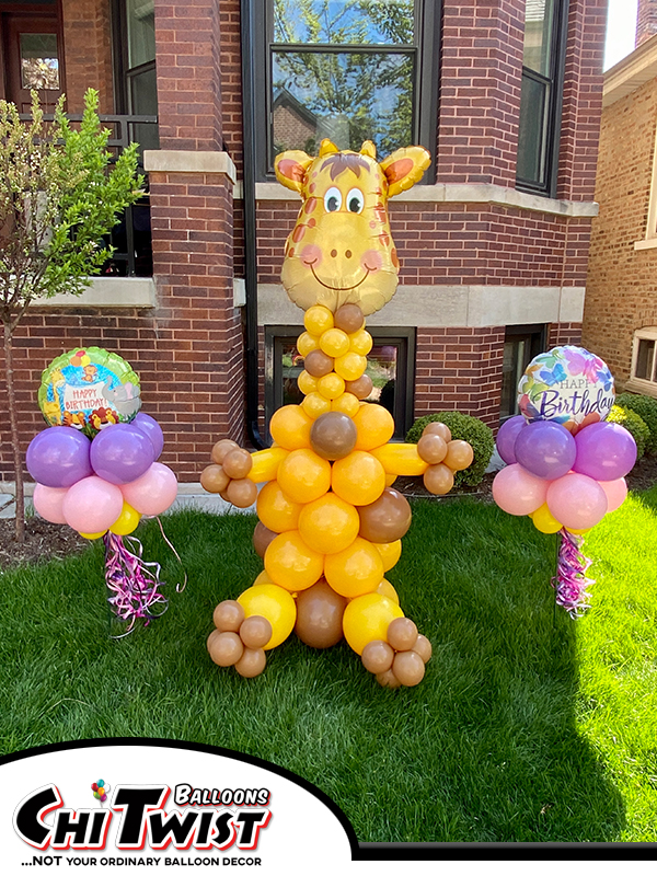 Giraffe Garden Balloon Display